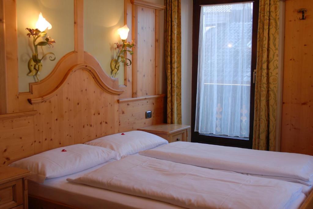 Hotel Loewenwirt Sexten Quarto foto